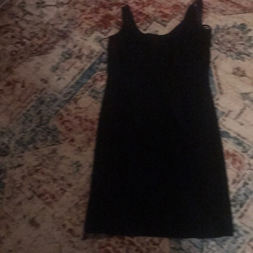 Beautiful side zip, silk lined Calvin Klein slip dress ♥️